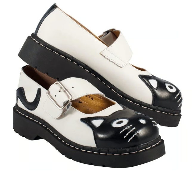 הכוח שבסטייל עם T.U.K Kitty Shoes
